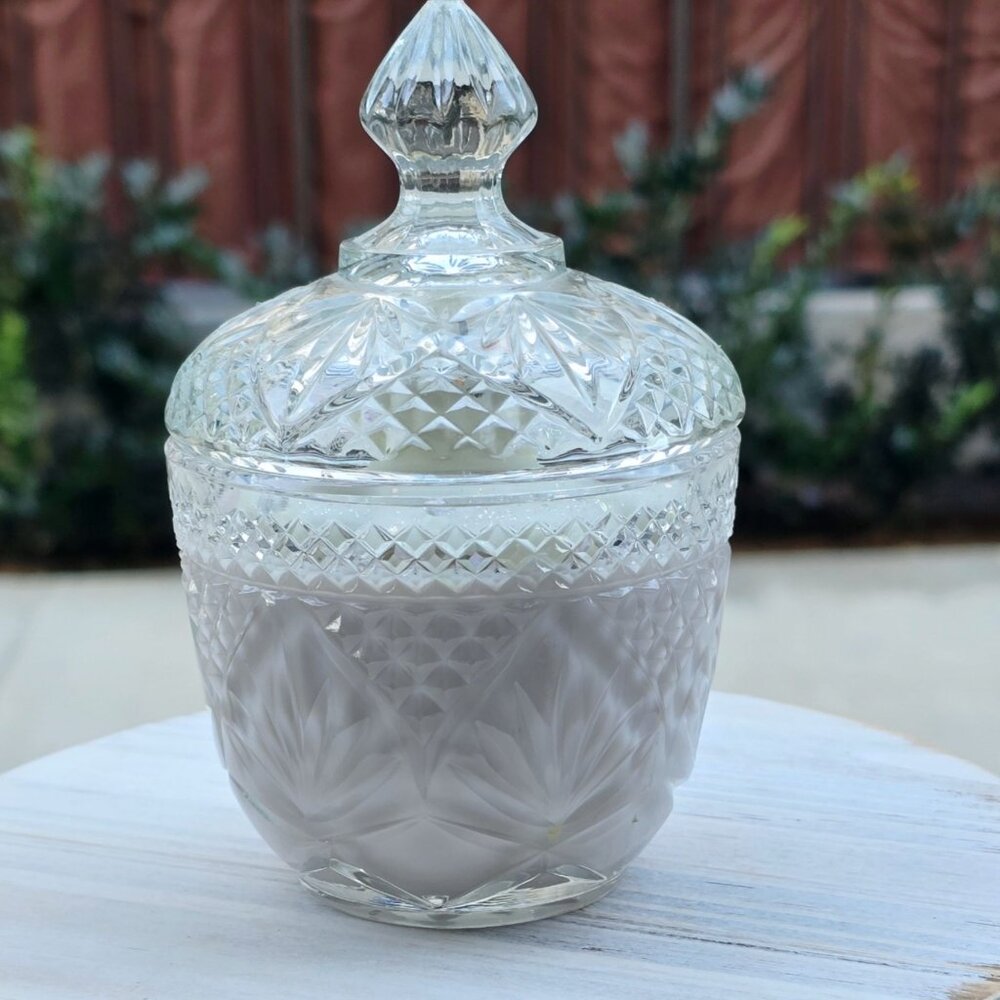 Hand Crafted Gingerbread Snowman Soy Candle Vintage Glass Lidded Candy Dish NWT - Picture 10 of 12